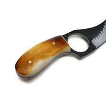 Load image into Gallery viewer, Finger Hole Utility Knife