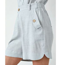 Load image into Gallery viewer, Essential Linen Blend Shorts