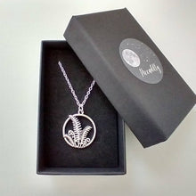 Load image into Gallery viewer, Fern Necklace