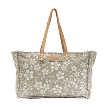 Load image into Gallery viewer, Chalky Weekender Bag