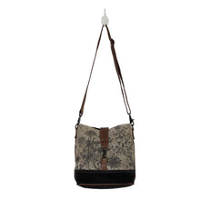Load image into Gallery viewer, DEBONAIR SHOULDER BAG