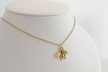 Load image into Gallery viewer, Vintage Gold Bee Necklace, Bee Jewelry, Nature Necklace