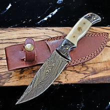 Load image into Gallery viewer, Damascus Steel Hunting Knife TD-170