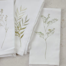 Load image into Gallery viewer, Botanical Leaves Cloth Napkins (Asst)
