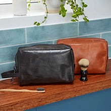 Load image into Gallery viewer, Brown and Black Leather Wash Bag