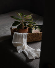 Load image into Gallery viewer, Hand Woven Hyacinth Basket