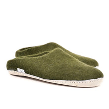 Load image into Gallery viewer, Unisex Wool Felt Slippers
