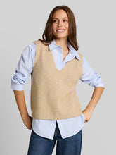 Load image into Gallery viewer, Gravel Beige  Vest
