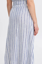 Load image into Gallery viewer, BYFALAKKA Button Skirt
