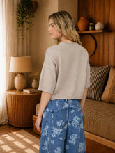 Load image into Gallery viewer, Exposed Seam  Pullover
