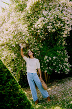 Load image into Gallery viewer, BYNAJO Pullover (Birch)
