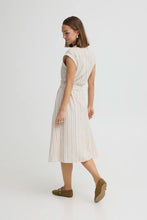 Load image into Gallery viewer, IHLINNO Shirt Dress
