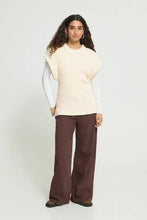 Load image into Gallery viewer, IHAERIN Waistcoat( Birch)
