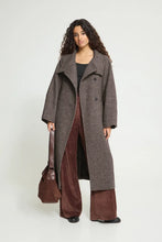 Load image into Gallery viewer, IHGAZIVA Winter Coat(Brown)
