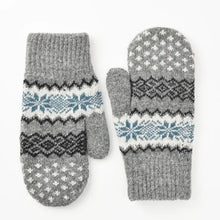 Load image into Gallery viewer, Unisex- Snowflake Knit Mittens
