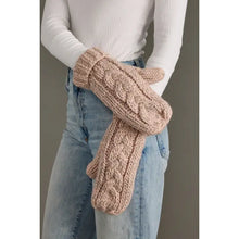 Load image into Gallery viewer, Blush Cable Knit Mittens
