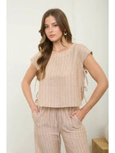 Load image into Gallery viewer, SIDE TIE DETAIL SHORT SLEEVE TOP

