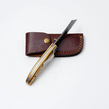 Load image into Gallery viewer, Golden Eagle Pocket Knife -TF-081
