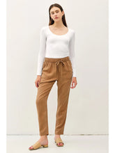 Load image into Gallery viewer, Tencel Tapered Pants( Dk.Taupe)
