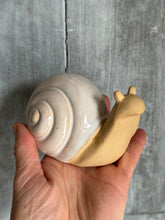 Load image into Gallery viewer, Ceramic Snail
