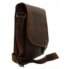 Load image into Gallery viewer, Leather Shoulder Bag -Torquay

