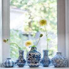 Load image into Gallery viewer, Blue/White Stoneware Vase
