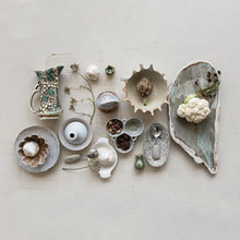 Load image into Gallery viewer, Stoneware Baker
