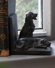 Load image into Gallery viewer, Bookend &quot;Chien Debout/assis&quot;.
