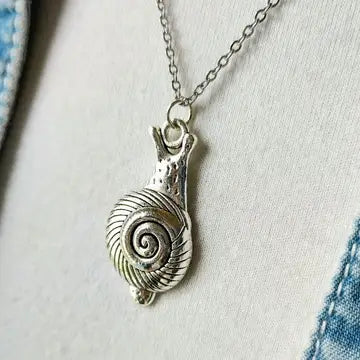 Quirky Snail Necklace