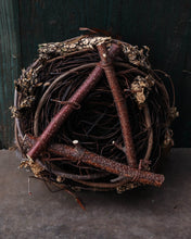 Load image into Gallery viewer, Wrens Nest - Lrg
